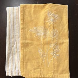 Hearth & Hand w/Magnolia set of 2 dish towels